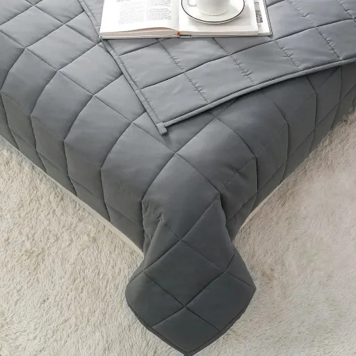 ผ้าห่มถ่วงน้ำหนัก Weighted Blanket (น้ำหนัก 5.4 กก.) Compact + ปลอกผ้าห่ม Bamboo Cooling Cover (สีครีม Ivory) - COZXY Product Image